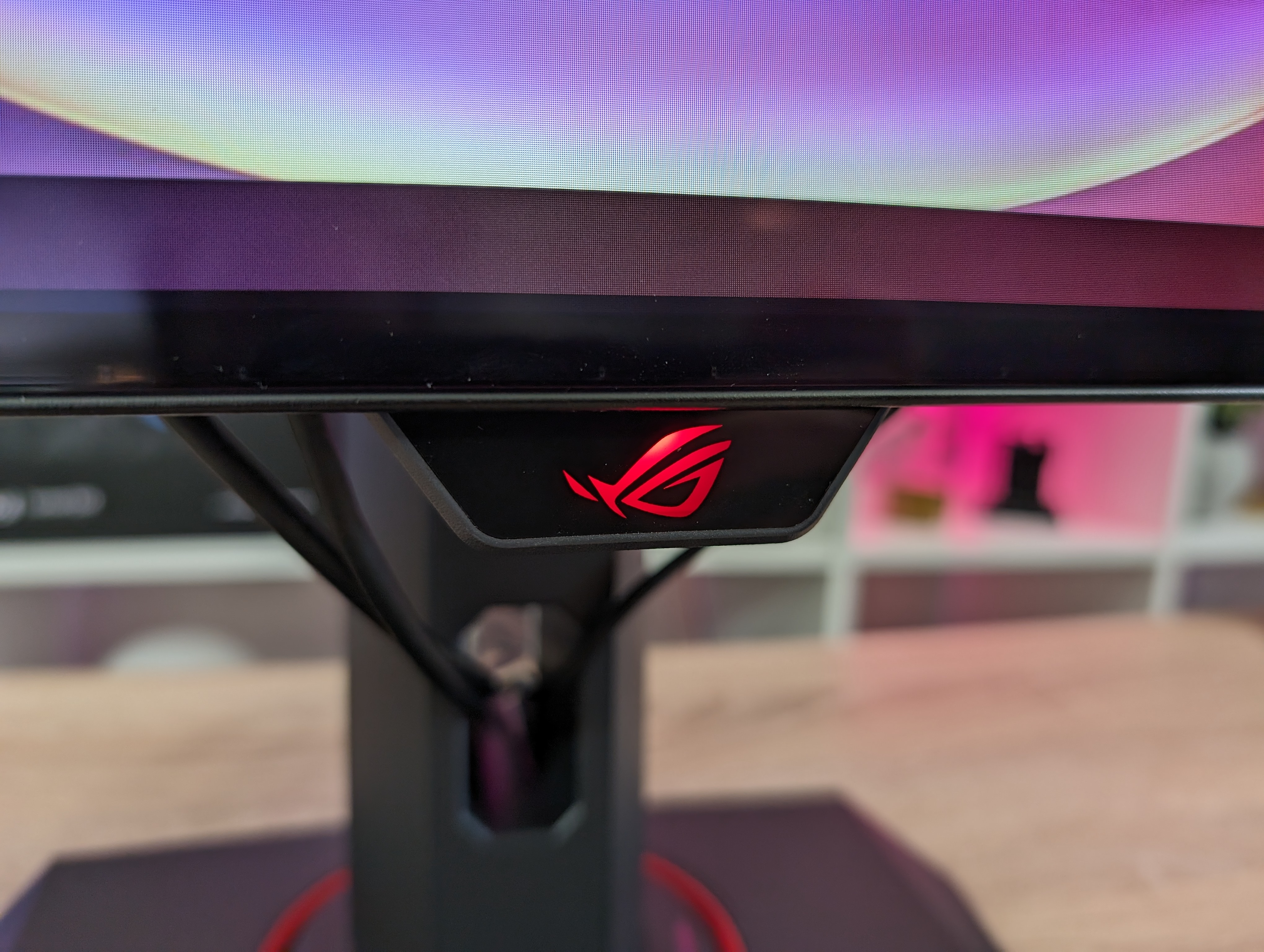 ASUS ROG Strix OLED XG27AQDMG RGB logo.jpg